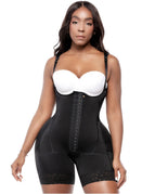 Black / M